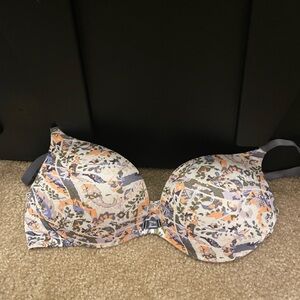 Victoria's Secret Gray and Orange Bra Intimates Bombshell